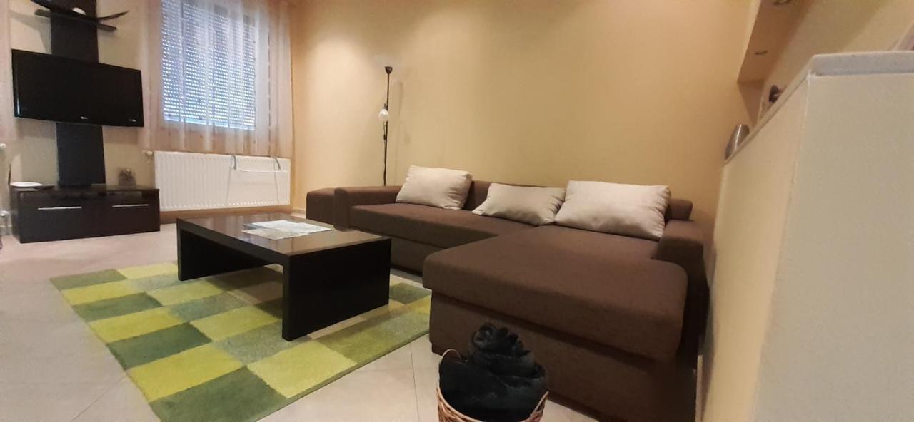 Monika Apartman ตาปอลซา ภายนอก รูปภาพ